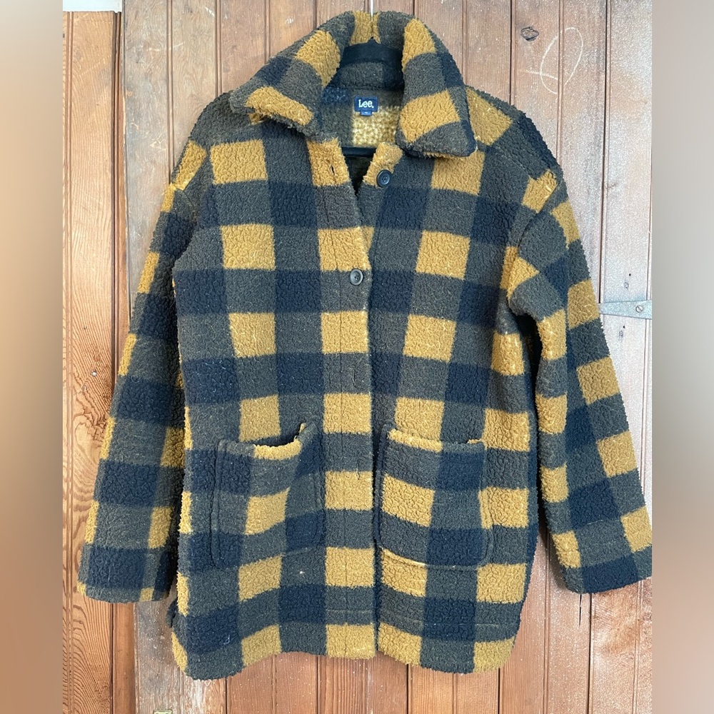 ⭐️Lee Checkered Shacket - Black and Tan